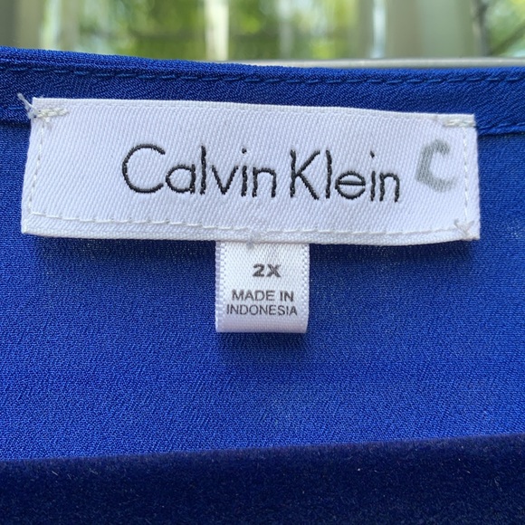 Calvin Klein Sleeveless Shell - Picture 3 of 4